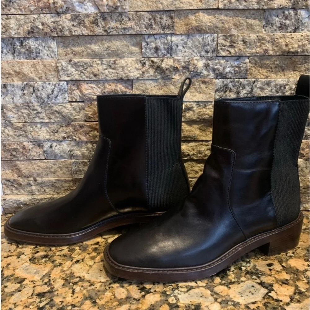 Tory Burch new without